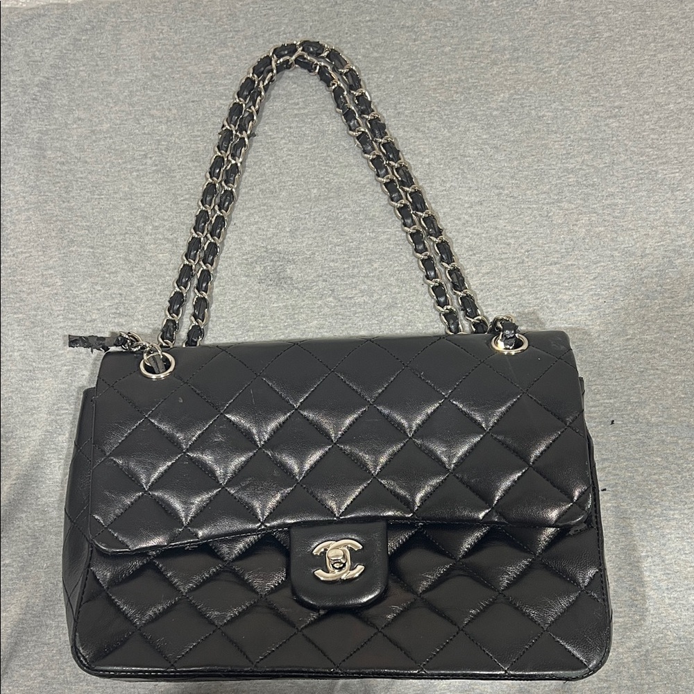 Chanel Black Quilted Shoulder Bag with Silver Chain